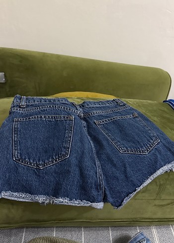 Düğmeli Koyu Mavi Kadın Mini Denim Şort - Görsel 2