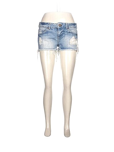 Bershka Mini Şort %70 İndirimli.
