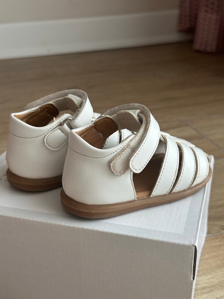 Beyaz Kız Bebek İlk Adım Ayakkabısı - Görsel 3