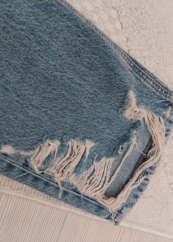 zara Kadın Gri Mavi Yırtık Salaş Kot Pantolon - Görsel 5