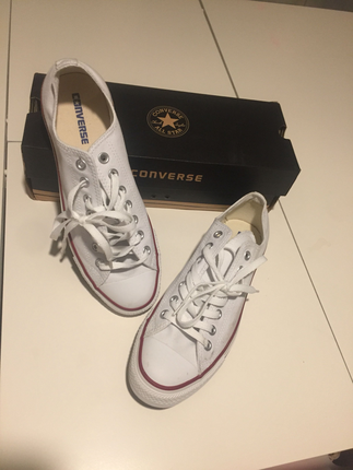 Sıfır 42 numara converse 
