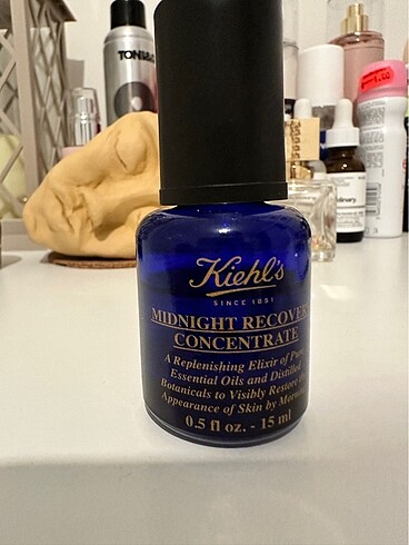 Kiehls Midnight Recovery serum