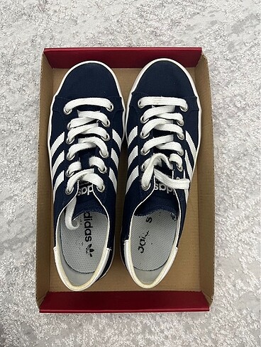 Adidas günlük ayakkabı