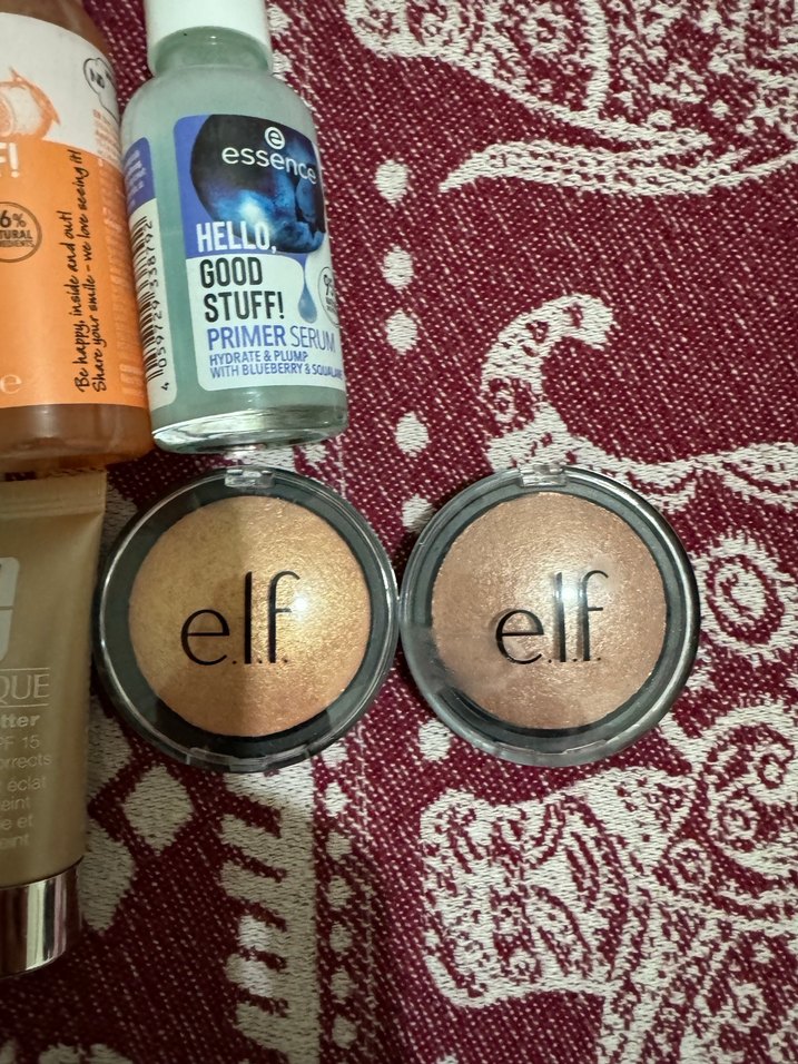 Bej Tonlu Makyaj Bazları ve Aydınlatıcılar - Görsel 3