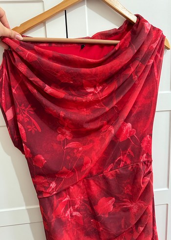 Kırmızı Drapeli Uzun Kadın Elbise - Görsel 3