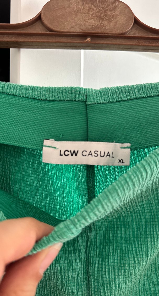 Yeşil pantolon - Görsel 3