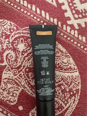  Beden Nars velvet matte skin tint st.moritz medium 1 rengi