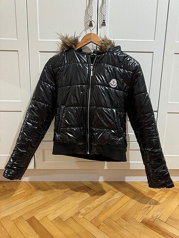 Moncler siyah şişme mont
