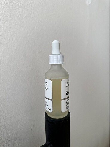 Beden The Ordinary hyaluronic acid 2% + B5