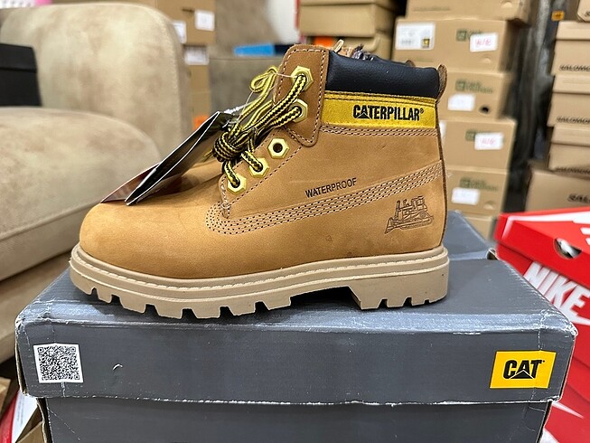 Caterpillar çocuk deri bot
