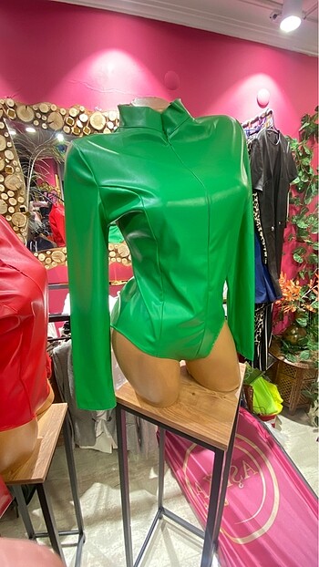 xl Beden yeşil Renk Büyük beden bodysuit