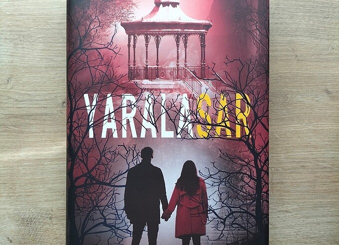 YARALASAR 4 CİLTLİ KUTULU SET POSTERLİ KARTLI ROZETİ HEDİYE