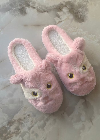 Kedi Figürlü Kışlık Ev Terliği