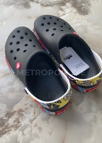 37 Beden siyah Renk Crocs Özel Seri - Siyah