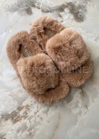 Tüylü Peluş Ev Terliği - Kahverengi