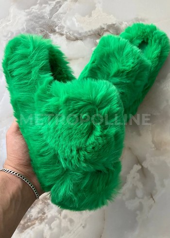 Diğer Tüylü Peluş Ev Terliği - Yeşil
