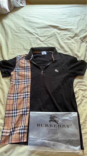 Burberry Tee
