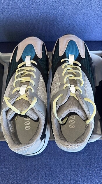 Adidas Adidas Yeezy Boost 700 Wave Runner