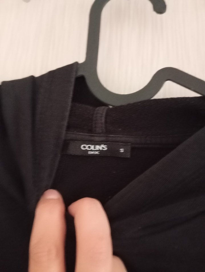 Siyah Kapüşonlu Baskılı Kadın Sweatshirt - Görsel 2