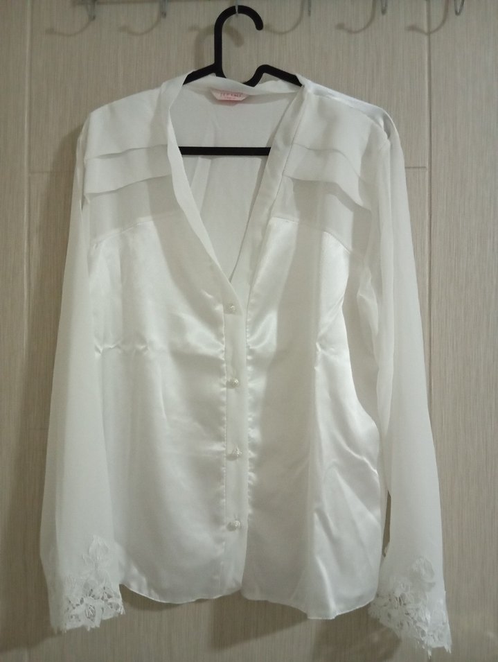 Saten gecelik takımı - Görsel 3