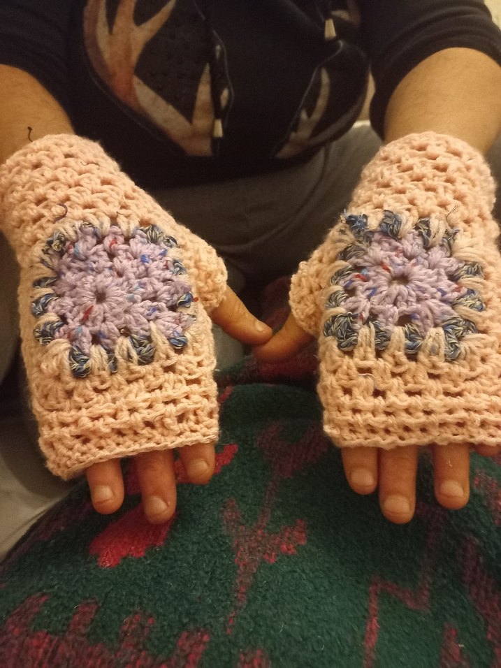 Renkli Örgü Kadın Eldivenleri - Görsel 5