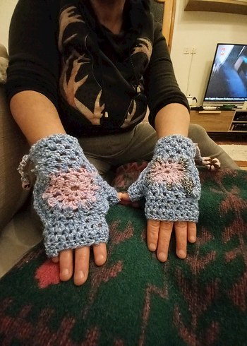 Renkli Nakışlı Örgü Kız Eldivenleri - Görsel 2