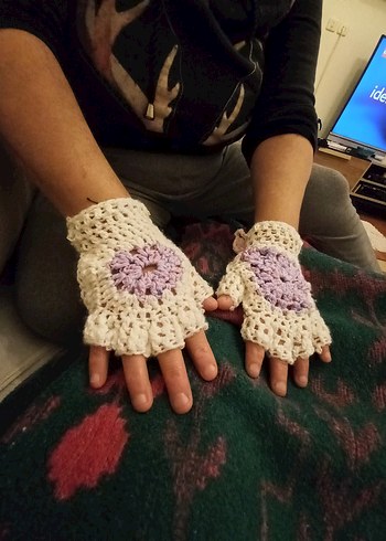 Renkli Nakışlı Örgü Kız Eldivenleri - Görsel 3