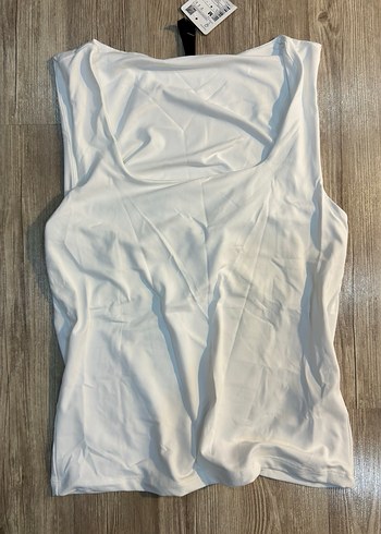 Kare yaka beyaz askılı bluz - Görsel 2