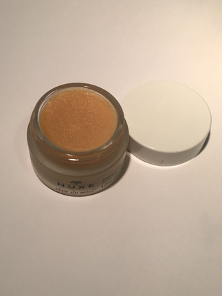 Nuxe dudak balsamı