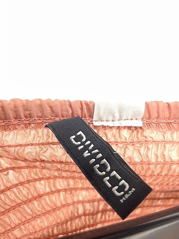38 Beden çeşitli Renk H&M Büstiyer %70 İndirimli.