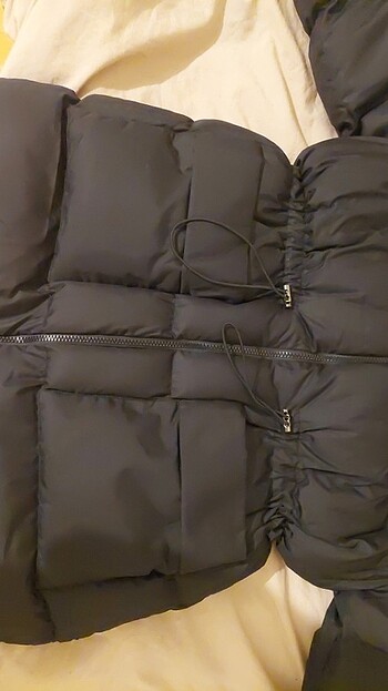 38 Beden siyah Renk 38 beden şişme mont
