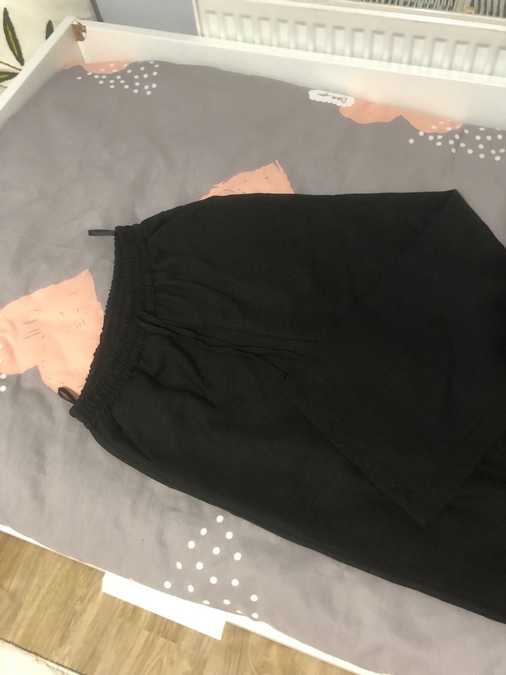 Siyah Rahat Kesim Kadın Kumaş Pantolon - Görsel 2