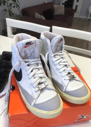 Nike Beyaz Gri Yüksek Spor Ayakkabı - Görsel 2