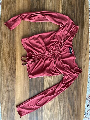 Bershka uzun kollu bluz