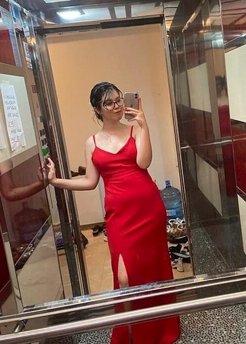 Kırmızı Parlak V Yaka Uzun Abiye Elbise - Görsel 2