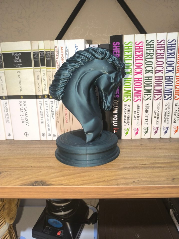 Zümrüt Yeşili At Büstü - Görsel 2