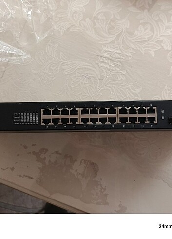 Zyxel 24 Port Switch