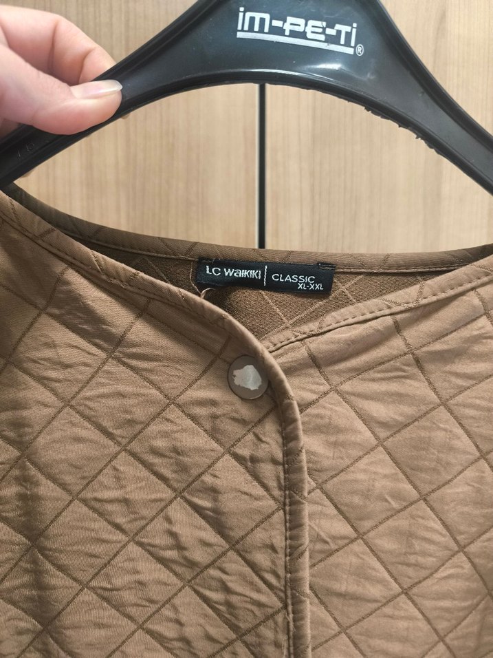 Düğmeli Bej Kadın Midi Ceket - Görsel 2