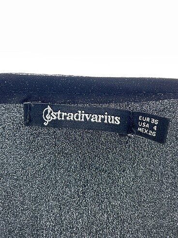 36 Beden siyah Renk Stradivarius Uzun Etek %70 İndirimli.