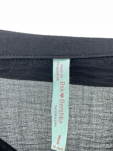 l Beden siyah Renk Bershka Bluz %70 İndirimli.