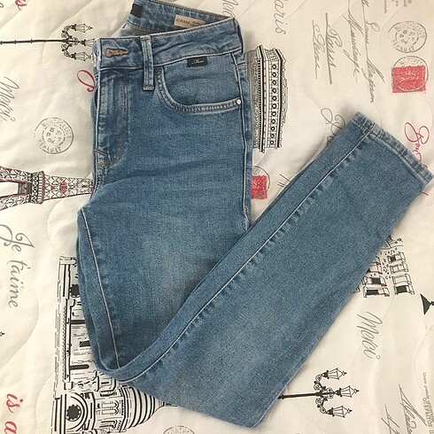 mavi jean