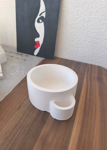 Beyaz Yuvarlak ve desenli mum kalıbı - Görsel 2