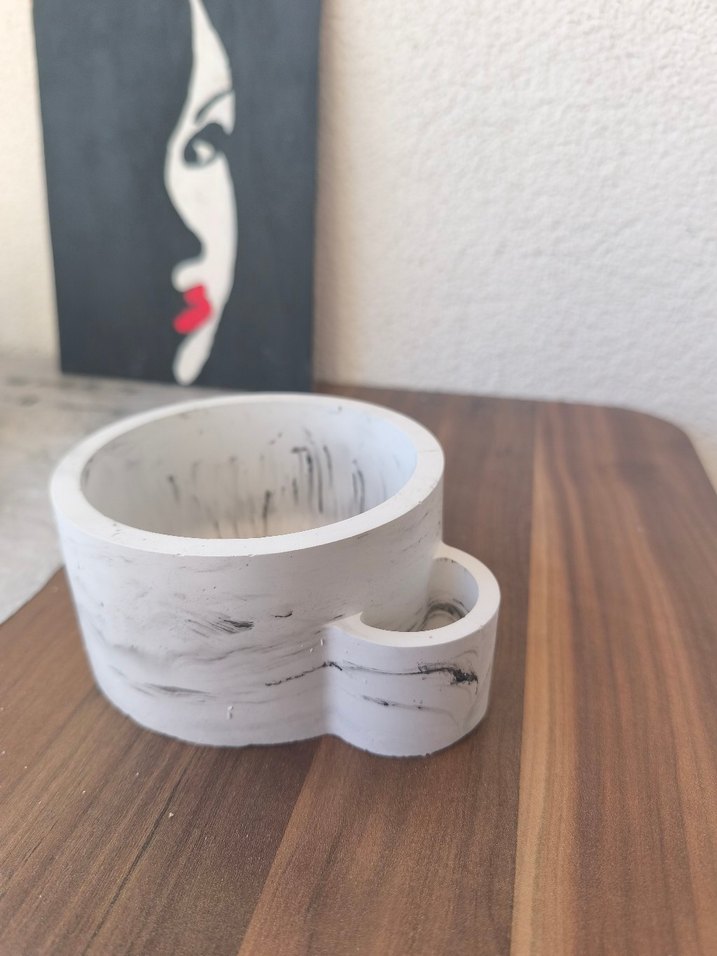 Beyaz Yuvarlak ve desenli mum kalıbı - Görsel 3