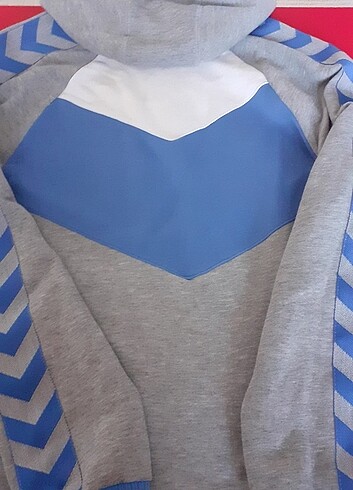s Beden Hummel sweetshirt 