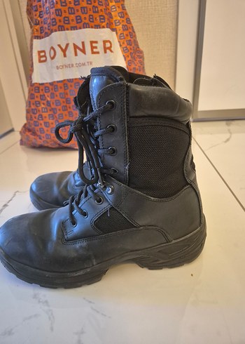 YDS Erkek Bot - Görsel 3