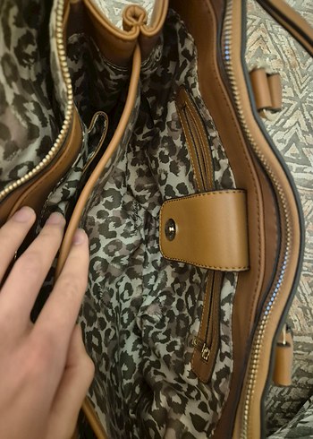 Bej Deri Tokalı Kadın Çanta (Guess) - Görsel 6