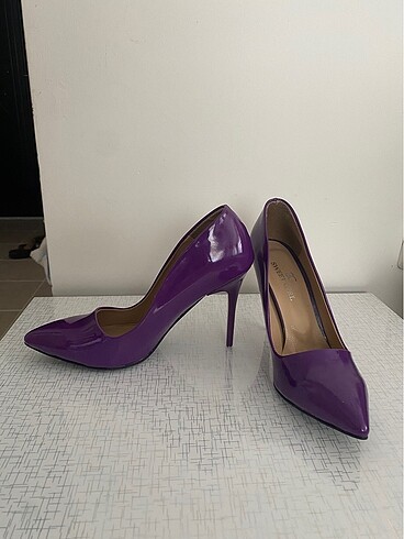 Zara Mor Rugan Topuklu Stiletto Ayakkabı