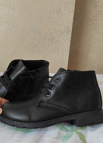 LC Waikiki Kız çocuk Bot