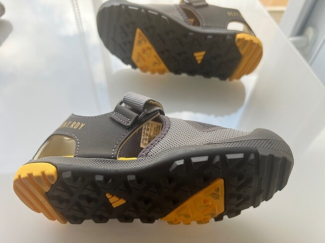 Adidas Adidas orjinal 29 numara giyilmedi