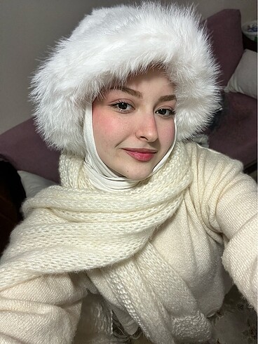 Peluş Şapka